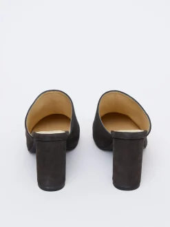 Cleo Mules