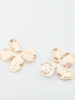 Oversized Hammered Flower Stud Earrings